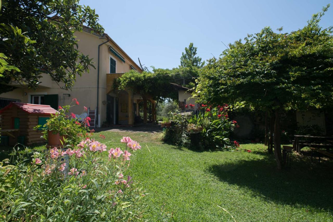 B&B La Casa Dei Gelsi Loano Bagian luar foto