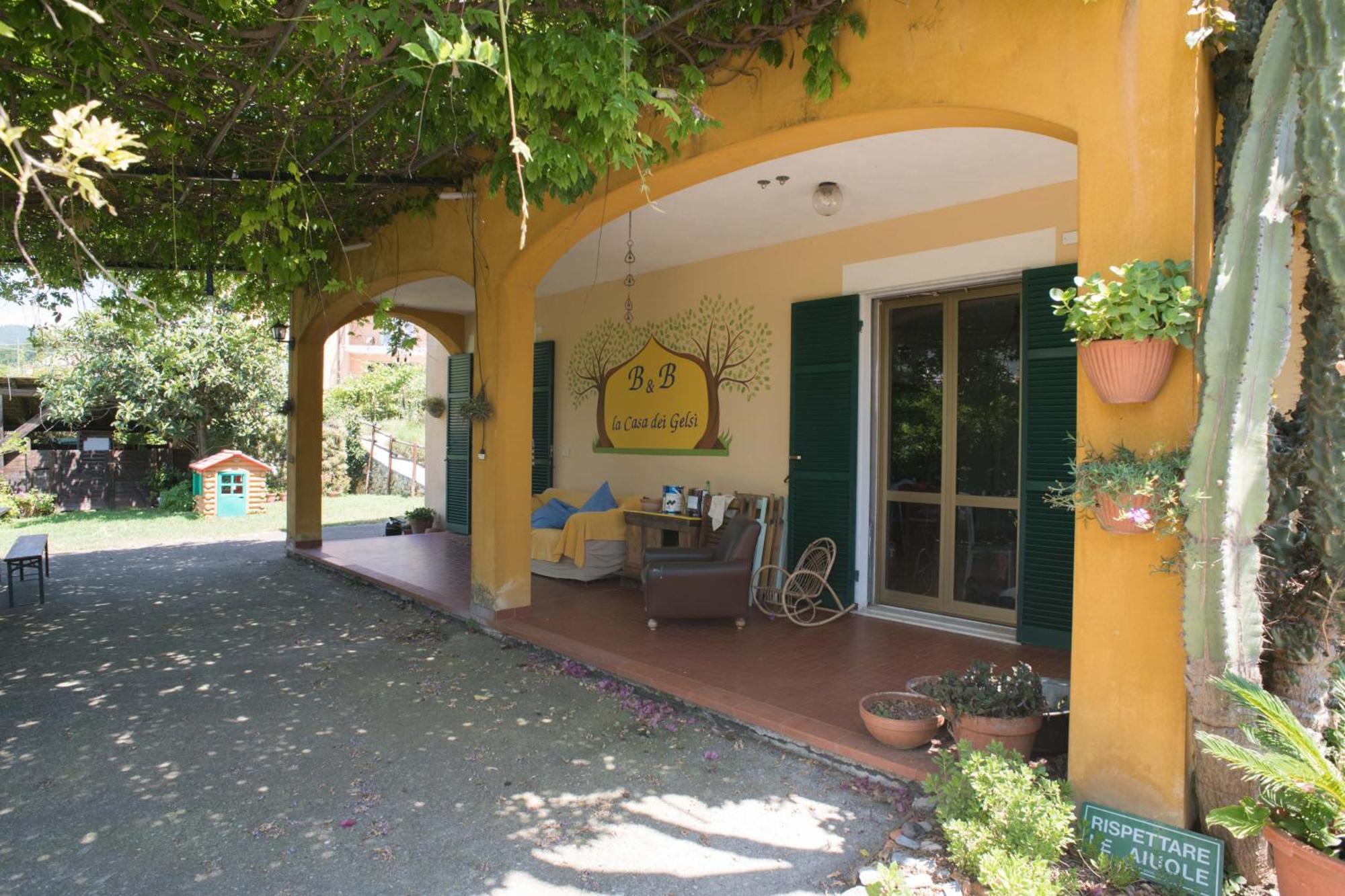 B&B La Casa Dei Gelsi Loano Bagian luar foto